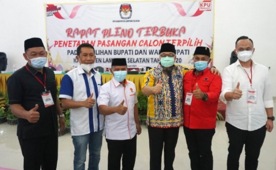 KPU Tetapkan Nanang-Pandu Sebagai Bupati dan Wakil Bupati Lampung Selatan Terpilih