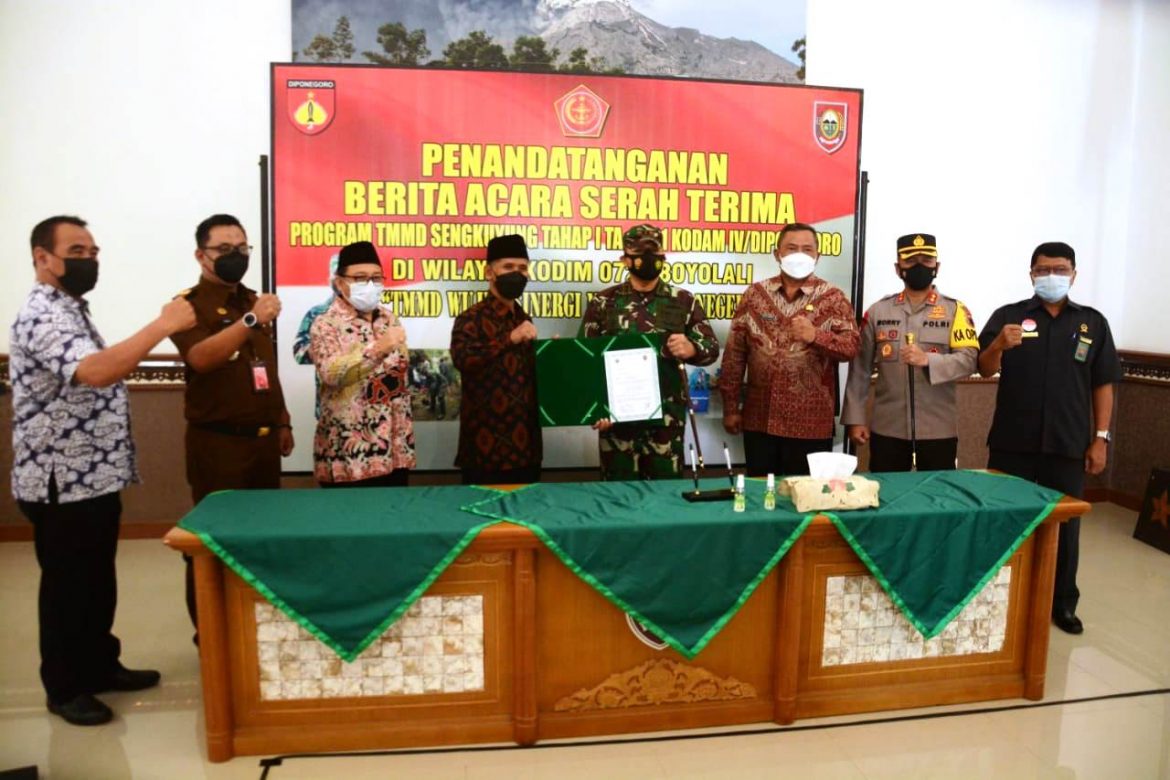 Resmi Di Buka, TMMD Sengkuyung Tahap I Tetap Tegakkan Protokol Kesehatan