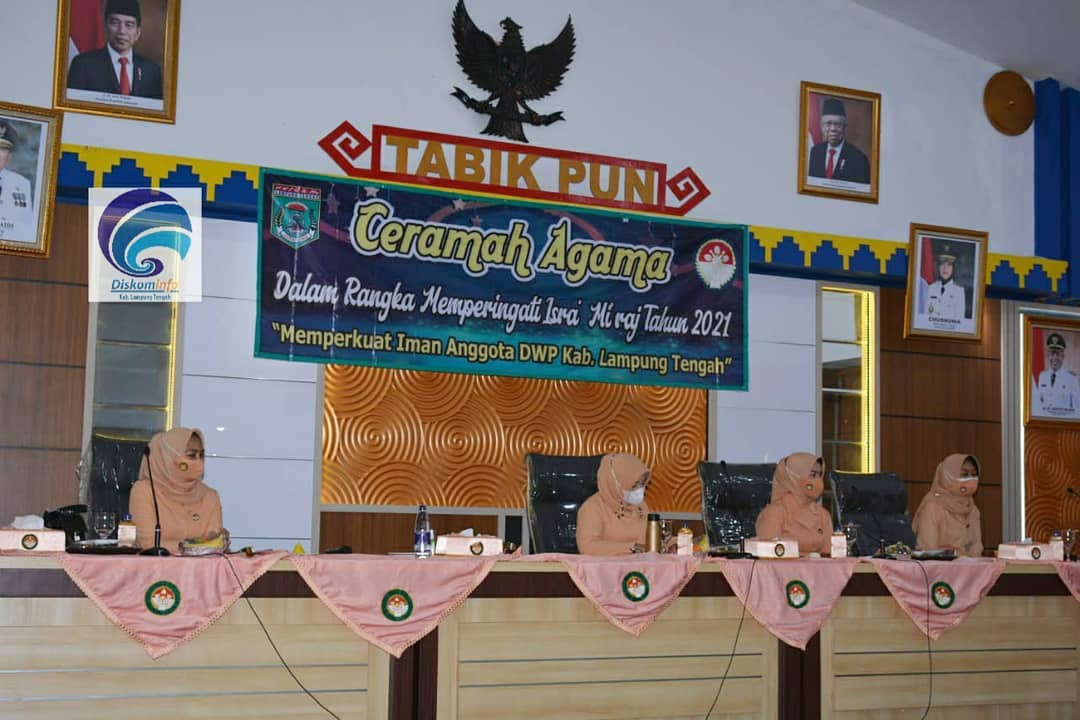 Penasehat Drama Wanita Kab. Lam-Teng Mardiana Musa Ahmad Buka Rakor Dharma Wanita Persatuan