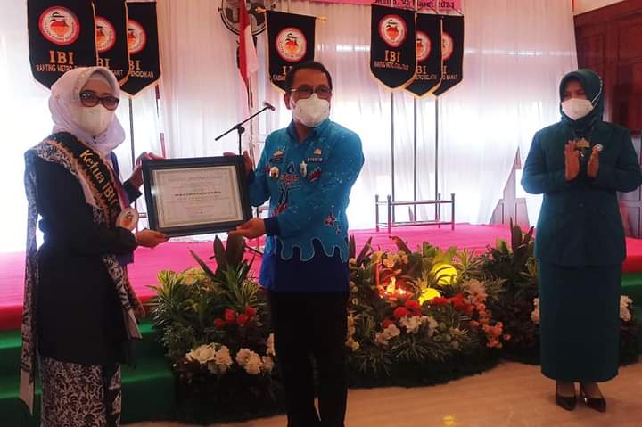 Walikota Metro Hadiri Musyawarah Cabang ke-V IBI Cabang Kota Metro