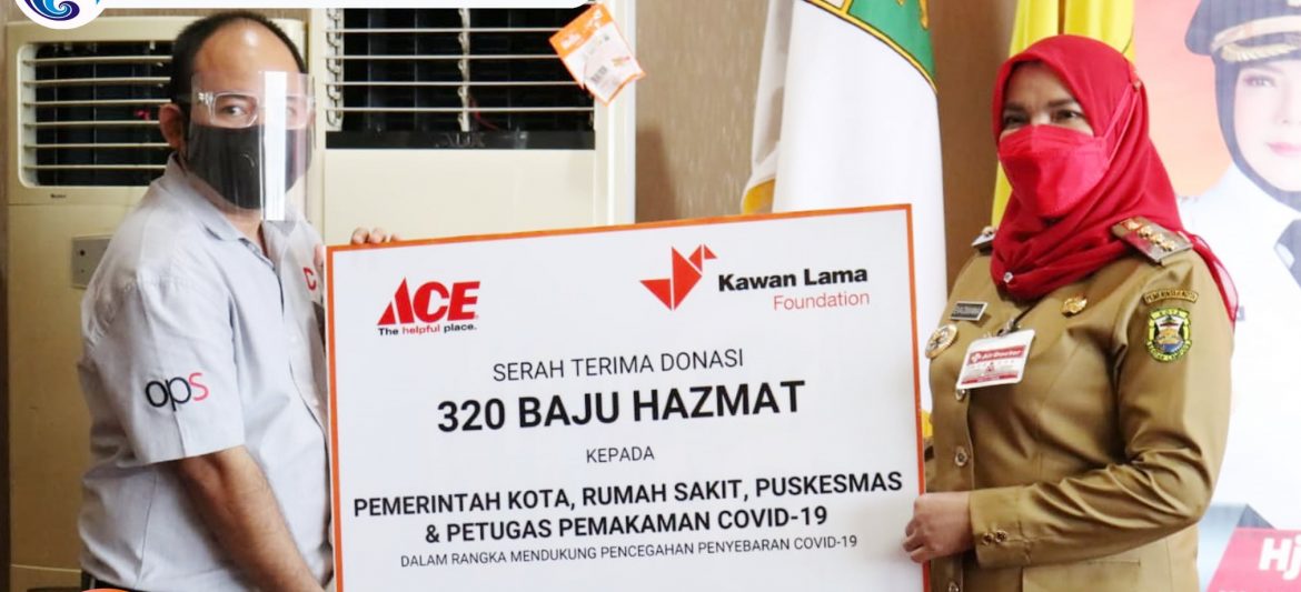 Bandar Lampung Menerima Bantuan CSR berupa Baju Hazmat dari Kawan Lama Foundation
