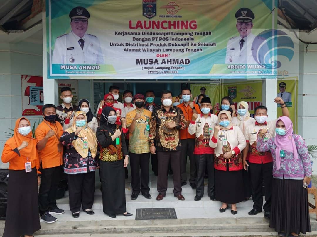 Penandatangan MoU Bupati Lampung Tengah Dengan PT. Pos Indonesia Guna Berikan Pelayanan Kepada Masyarakat