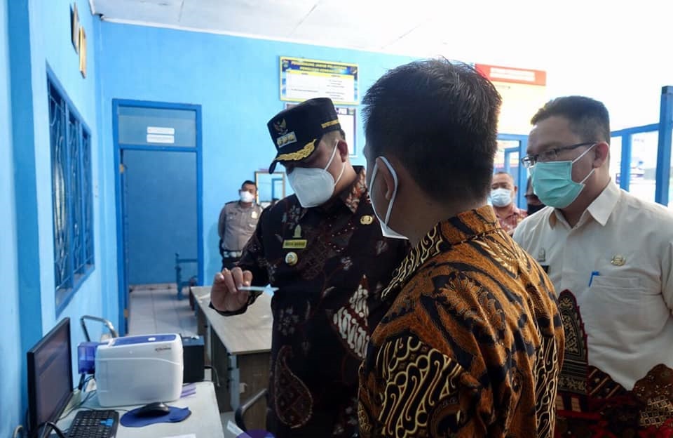 Bupati Lampung Tengah Musa Ahmad Tinjau Langsung Pelayanan Uji KIR di Dinas Perhubungan Kab. Lampung Tengah