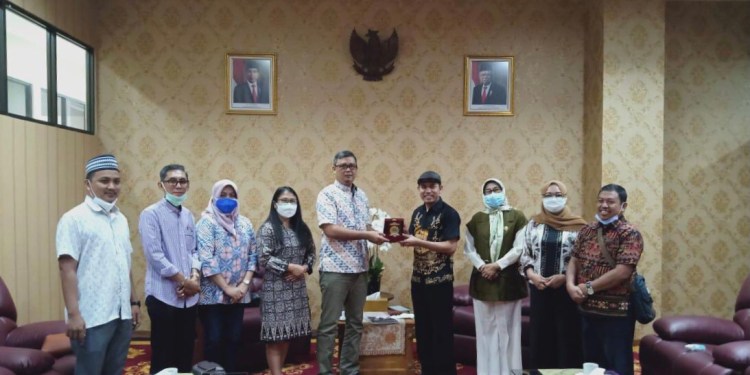 Genjot Pendapatan Daerah, DPRD Kota Metro Kunjungi DPRD Kabupaten Bekasi