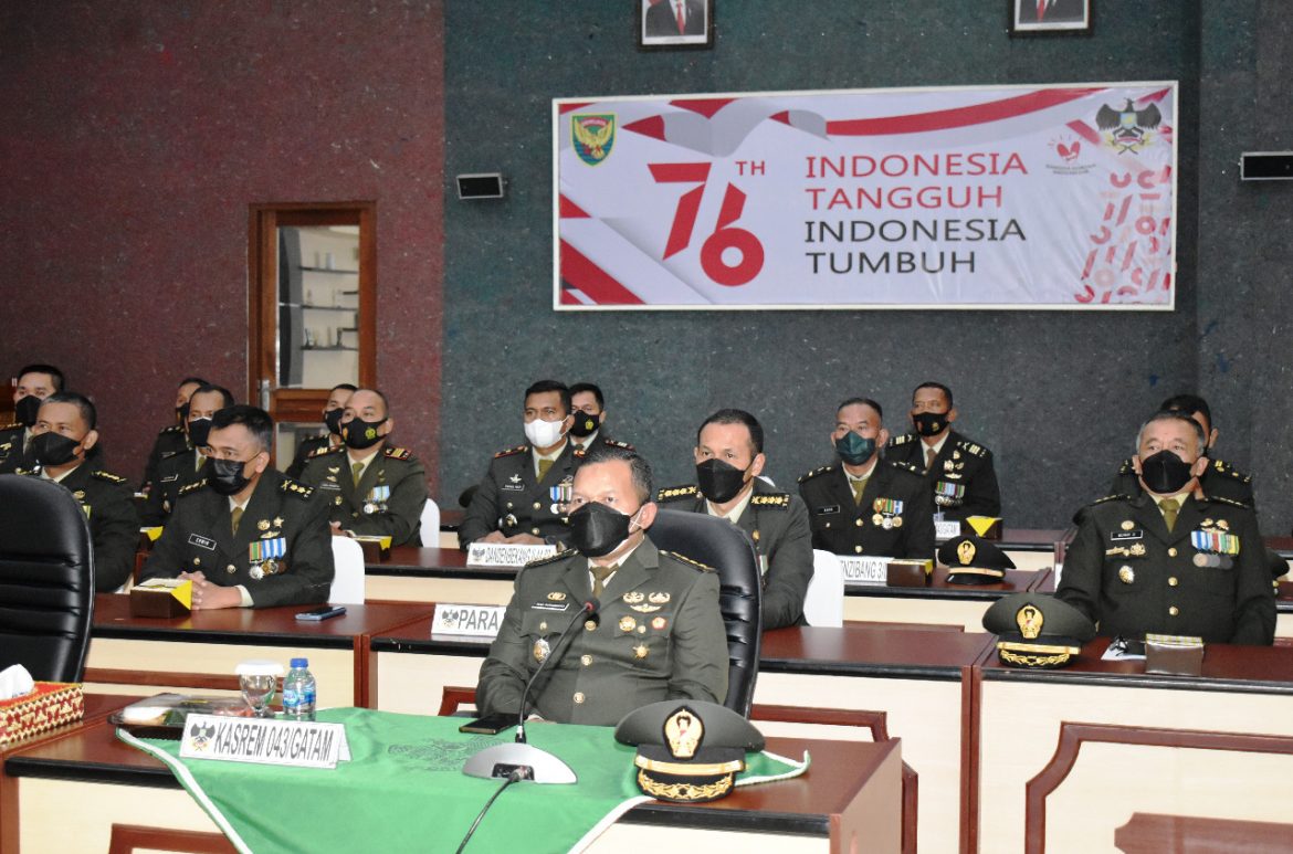 Kasrem 043/Gatam Ikuti Upacara Peringatan Kemerdekaan RI Ke-76 Secara Virtual
