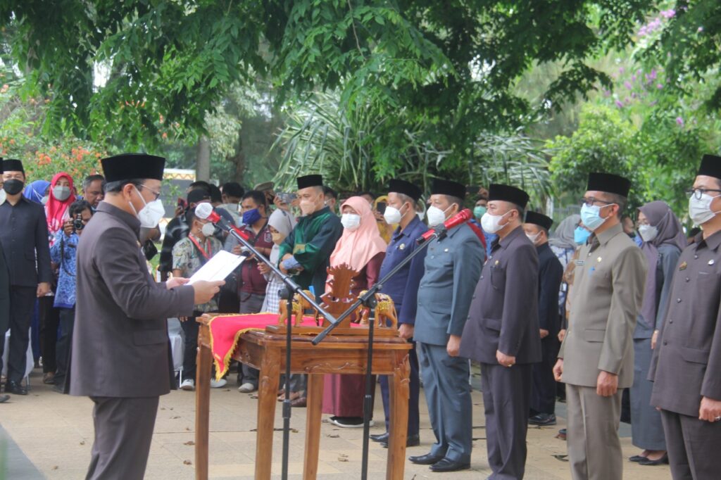 Walikota Metro Melantik Jabatan Pimpinan Tinggi Pratama dan Jabatan Administrator di Lingkungan Pemkot Metro