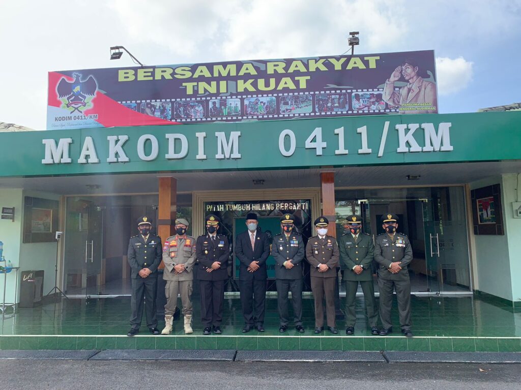 Pemkot Metro dan Kodim 0411/KM Peringati HUT ke-76 TNI Tahun 2021 Secara Virtual