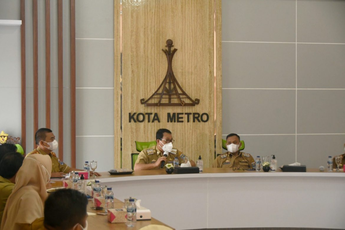 Wahdi dan Qomaru Lakukan Pengarahan dan Sharing Dengan Camat dan Lurah di Wilayah Metro Selatan