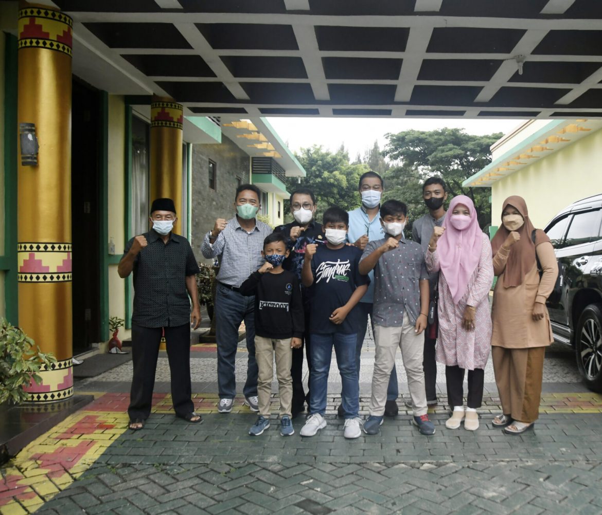 Walikota Metro Sambut Atlet Junior Persatuan Tenis Lapangan Indonesia Perwakilan Metro