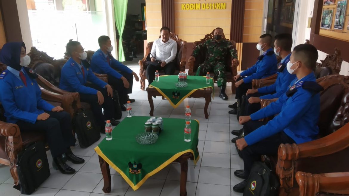 Audiensi Siswa SMA TARUNA NUSANTARA Kepada Komandan Kodim 0411/KM
