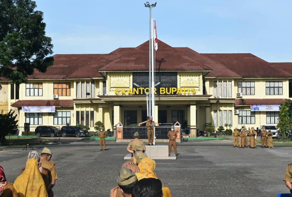 Awali Tahun Baru 2022 Bupati Lamtim M Dawam Rahardjo ajak ASN Tingkatkan Kedisplinan dan Pelayanan Kepada Masyarakat