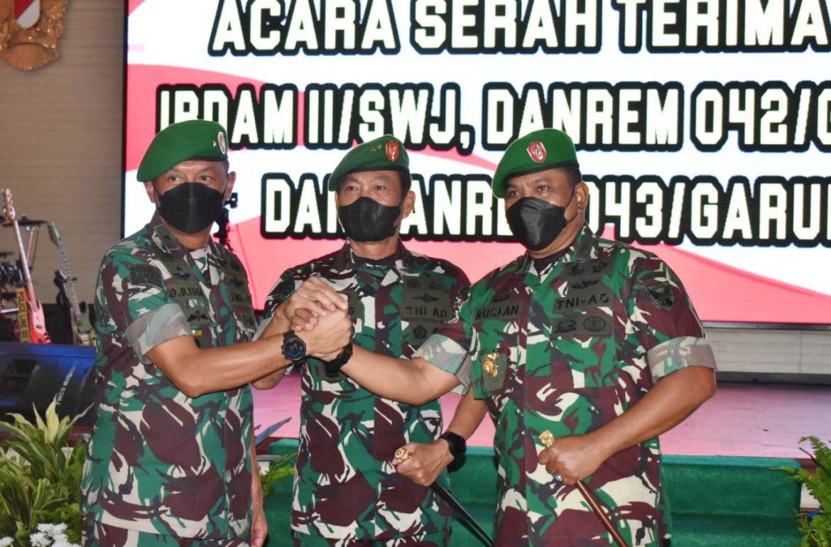 Pangdam II/Sriwijaya Pimpin Sertijab Danrem 043/Gatam.