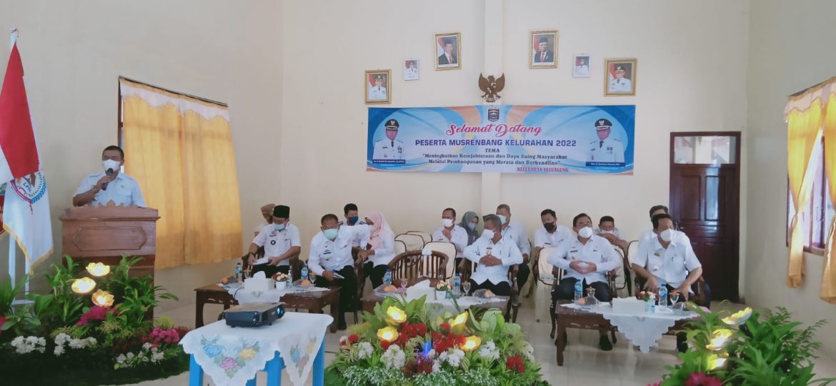 Sekda Kota Metro Membuka Musrenbang Kelurahan Tahun 2022 di Tejo Agung