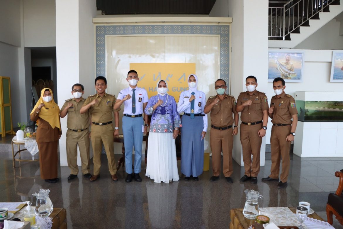 Ketua TP PKK Provinsi Lampung, Audensi Bersama Dua Siswa Terpilih Anggota Paskibraka Nasional