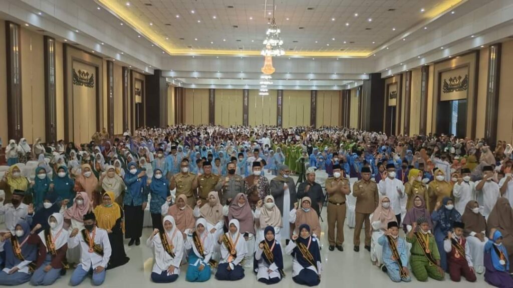 Asisten III Provinsi Lampung membuka Gemerlang Tahfidz Al-Quran Kota Metro