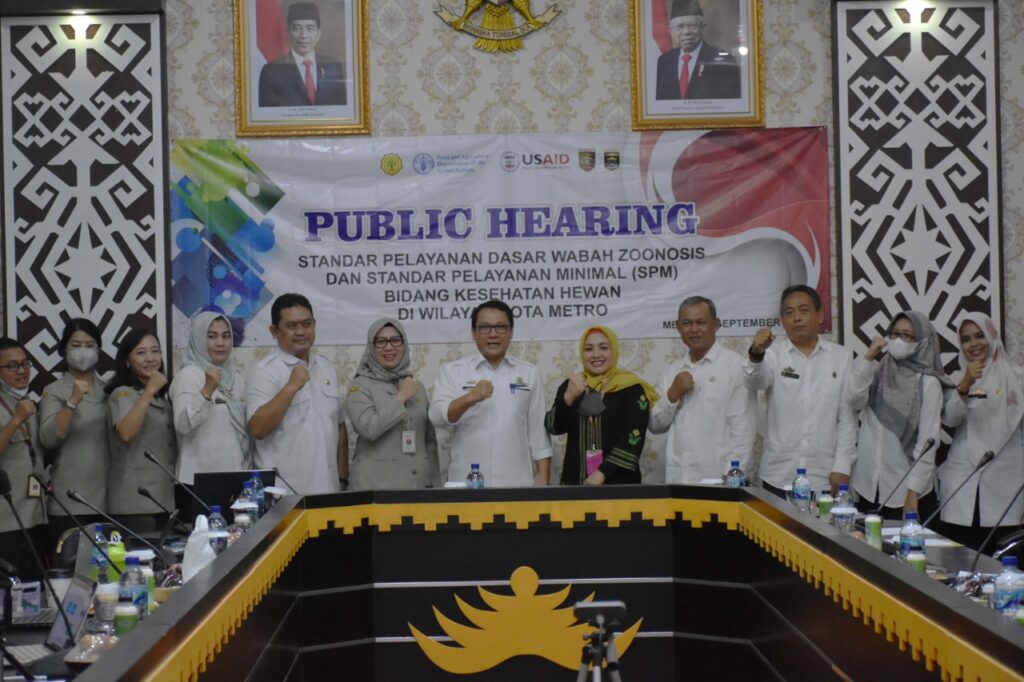 Walikota Metro Hadiri Public Hearing Tentang Standar Pelayanan Dasar Wabah Zoonosis dan Standar Pelayanan Minimal Bidang Kesehatan Hewan