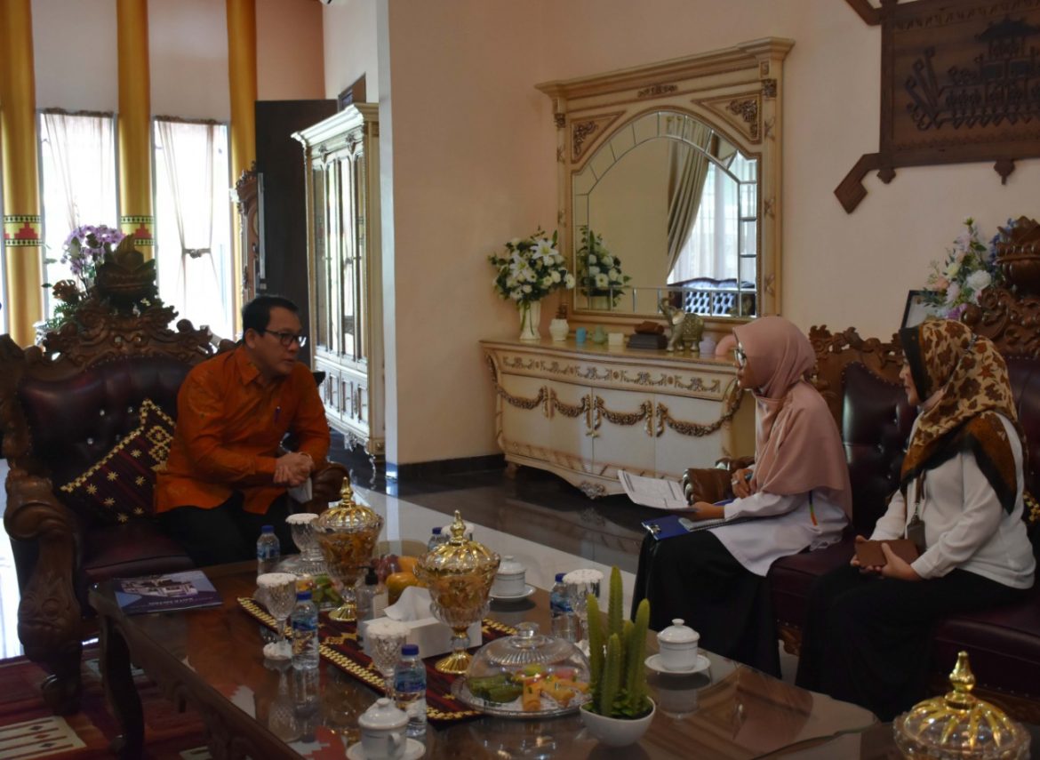 Regsosek BPS Walikota Metro dapat Jatah Disensus Pertama