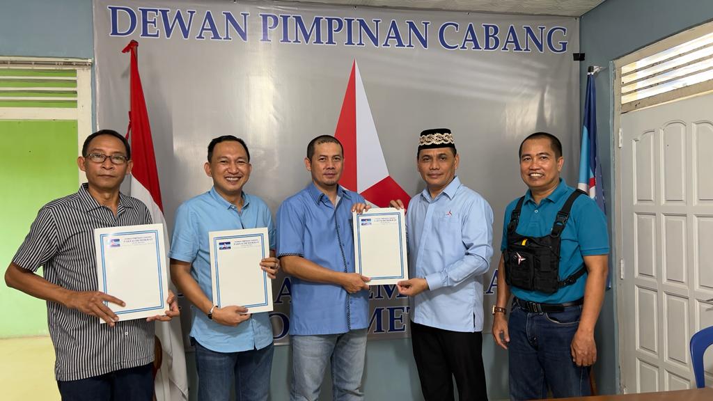 Tiga Orang Fraksi Demokrat Kota Metro Pendaftar Pertama Balon Legislatif