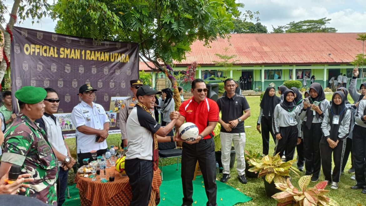 Sarasehan Motivasi dan Inspirasi Bersama coach Rahmad Darmawan