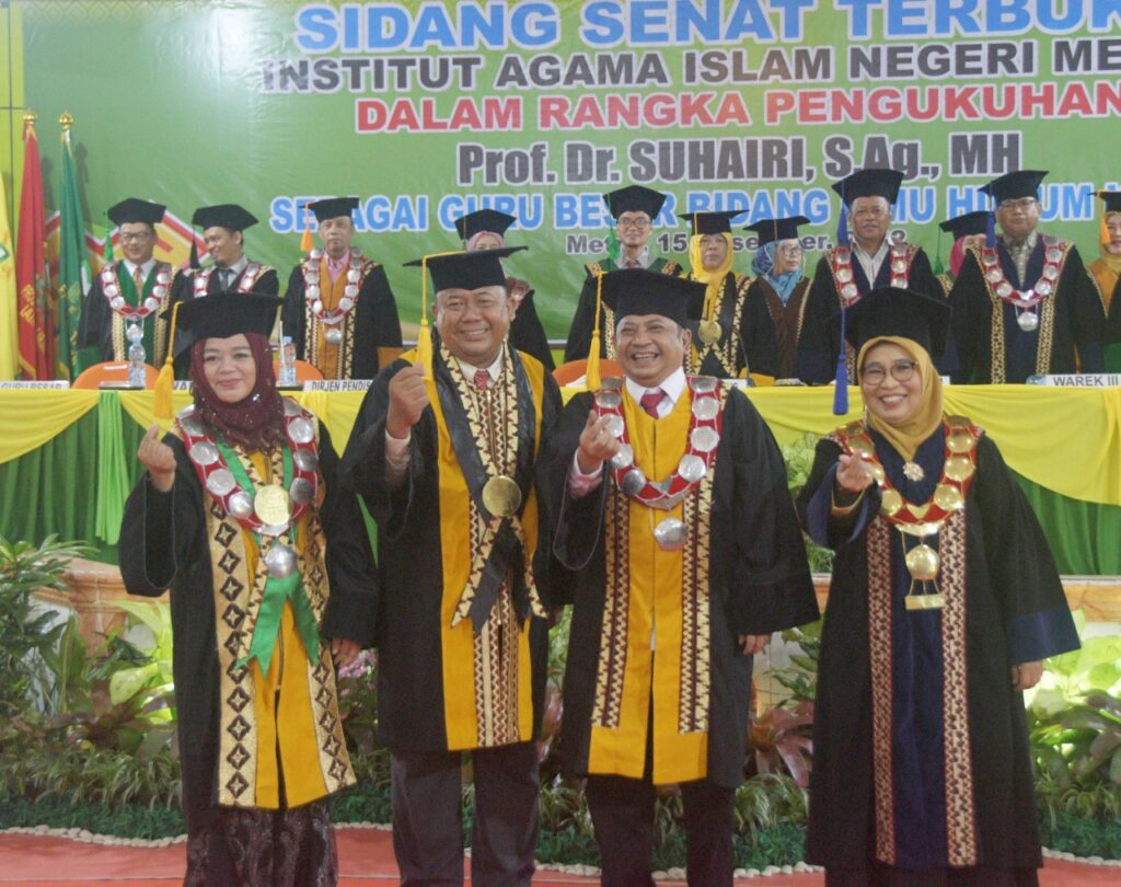 Walikota dan Wakil Walikota Hadiri Sidang Senat Terbuka IAIN Kota Metro