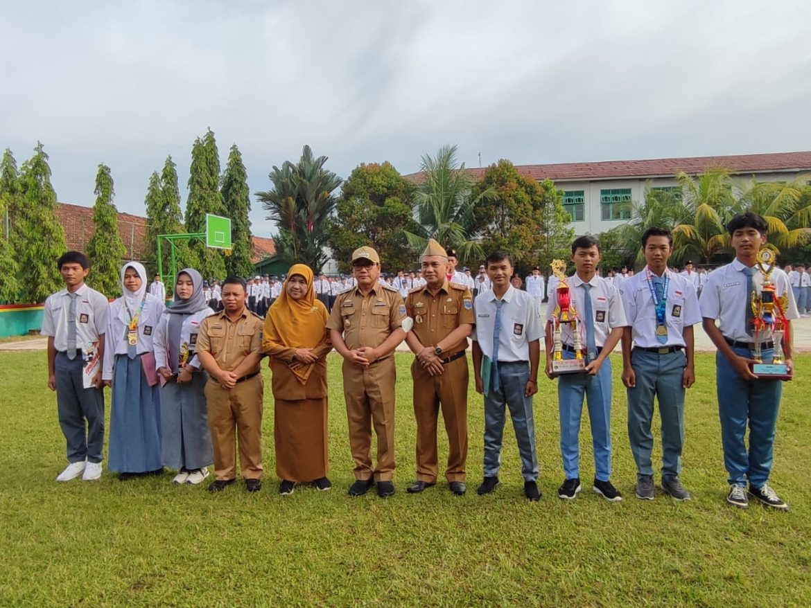 Jadi Pembina Apel, Walikota MetroAjak Para Siswa SMAS Kartikatama Kejar Prestasi