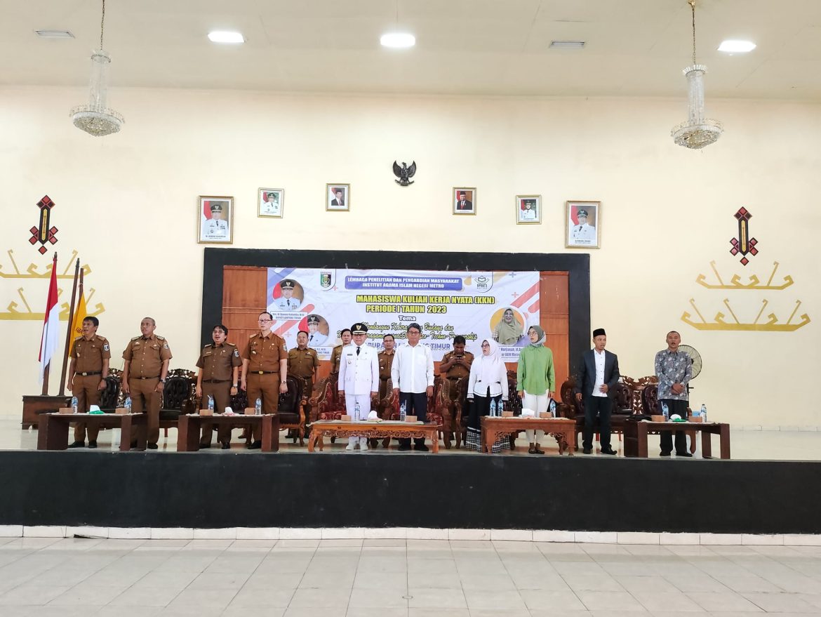 Bupati Lampung Timur Memberikan Aspresiasi Kepada Seluruh Mahasiswa KKN IAIN Kota Metro