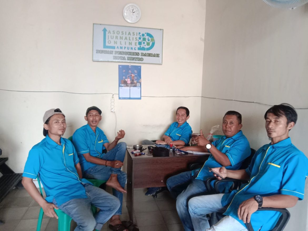 DPD AJOL Kota Metro Mengadakan Rapat Internal
