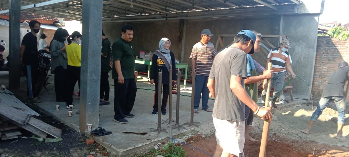 LURAH TEJO AGUNG DAMPINGI TIM WORK KECAMATAN METRO TIMUR ANJANGSANA KE MASYARAKAT SOSIALISASI GELIAT