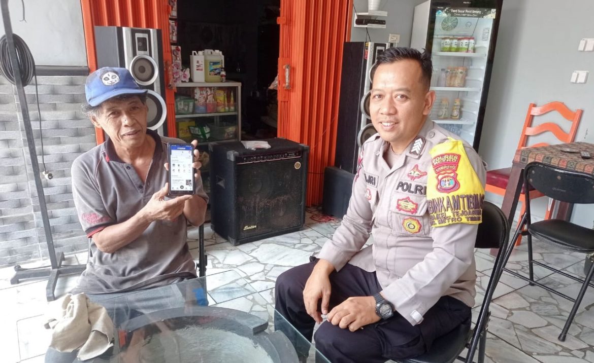 Melalui Bhabinkamtibmas, Polres Metro Sosialisasi Aplikasi Super App Polri