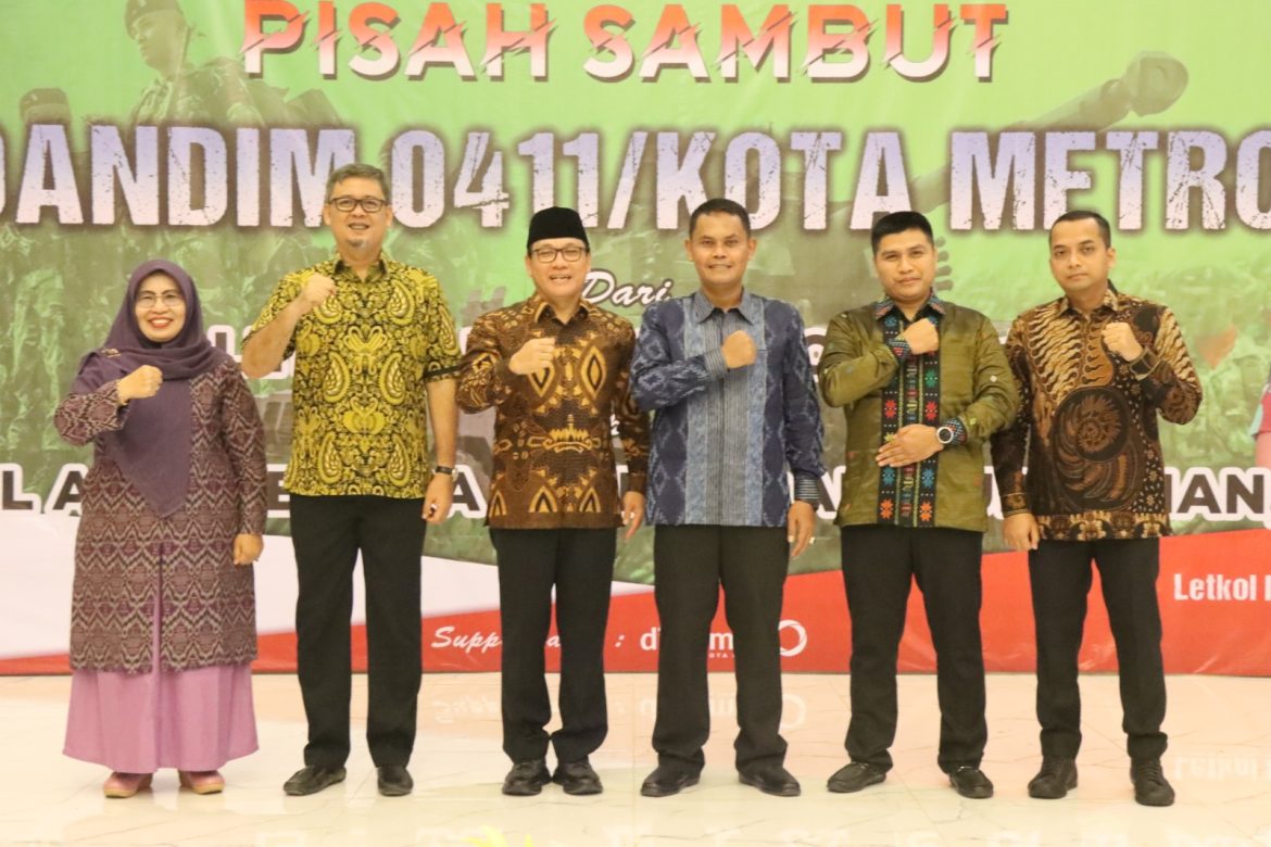Kapolres Metro Hadiri Pisah Sambut Dandim 0411/KM