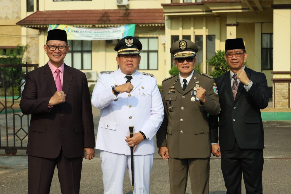 Wakil Bupati Lamtim Azwar Hadi menjadi inspektur Upacara Peringatan Hari Pahlawan Tahun 2023
