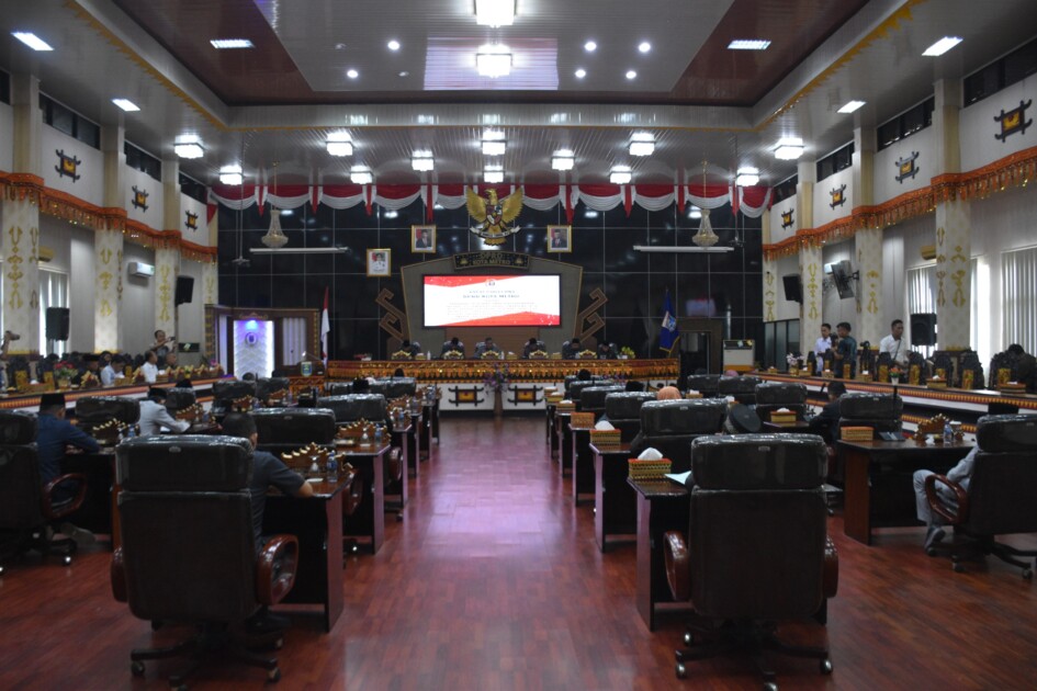 Tiga Raperda Termasuk Pengendalian dan Pengawasan Minuman Beralkohol Dikupas Di Sidang DPRD Kota Metro