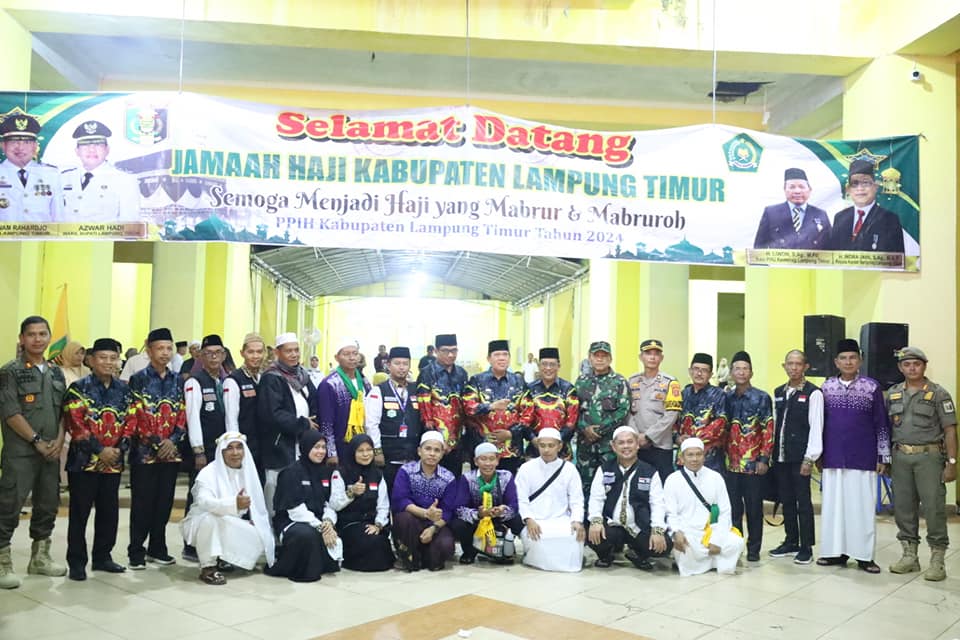 Wabup Lamtim Azwar Hadi, Sambut Kedatangan 390 Jamaah Haji Lampung Timur