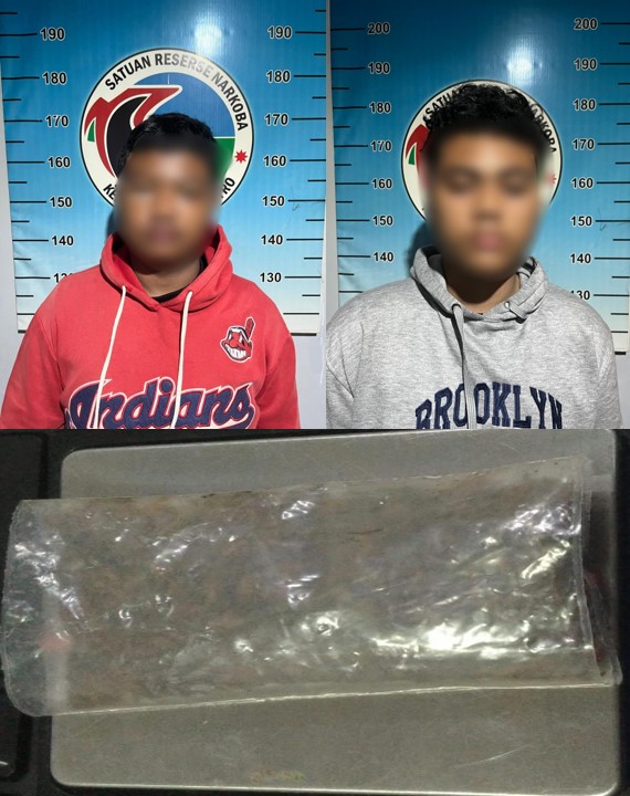 Basmi Peredaran Narkoba di Kota Metro, Dua Pria Diamankan Sat Resnarkoba Polres Metro Terkait Kepemilikan Tembakau Gorila
