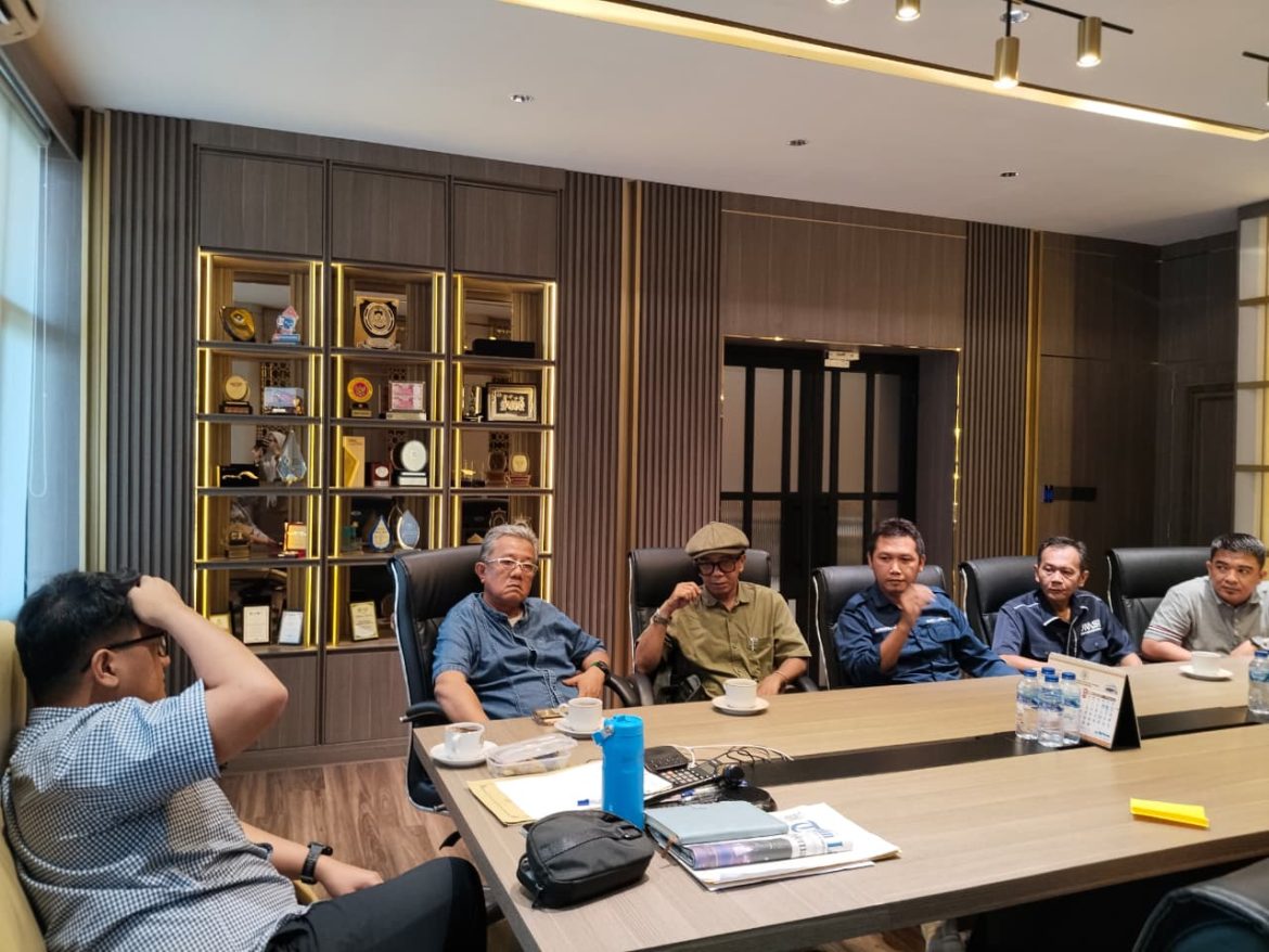 Sekber 3 Asosiasi Pemilik Media dan DPRD Lampung Bahas Dampak Ekonomi MBG, Duit Mengucur ke Lampung Tembus Rp1 Triliun per Bulan