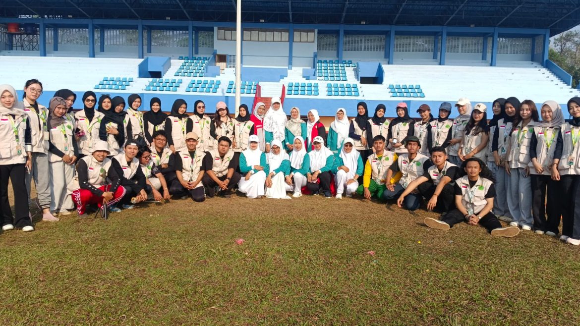 Kegiatan Senam Sehat Bersama Mahasiswa KKL PPM Malahayati Bandar Lampung Di Kelurahan Tejo Agung