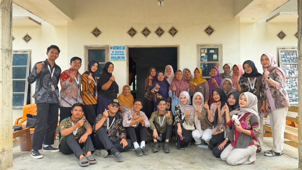 Mahasiswa KKL PPM Universitas Malahayati Kelompok 64 Melaksanakan Kegiatan Cek Kesehatan Gratis di Kelurahan Mulyosari, Kecamatan Metro Barat
